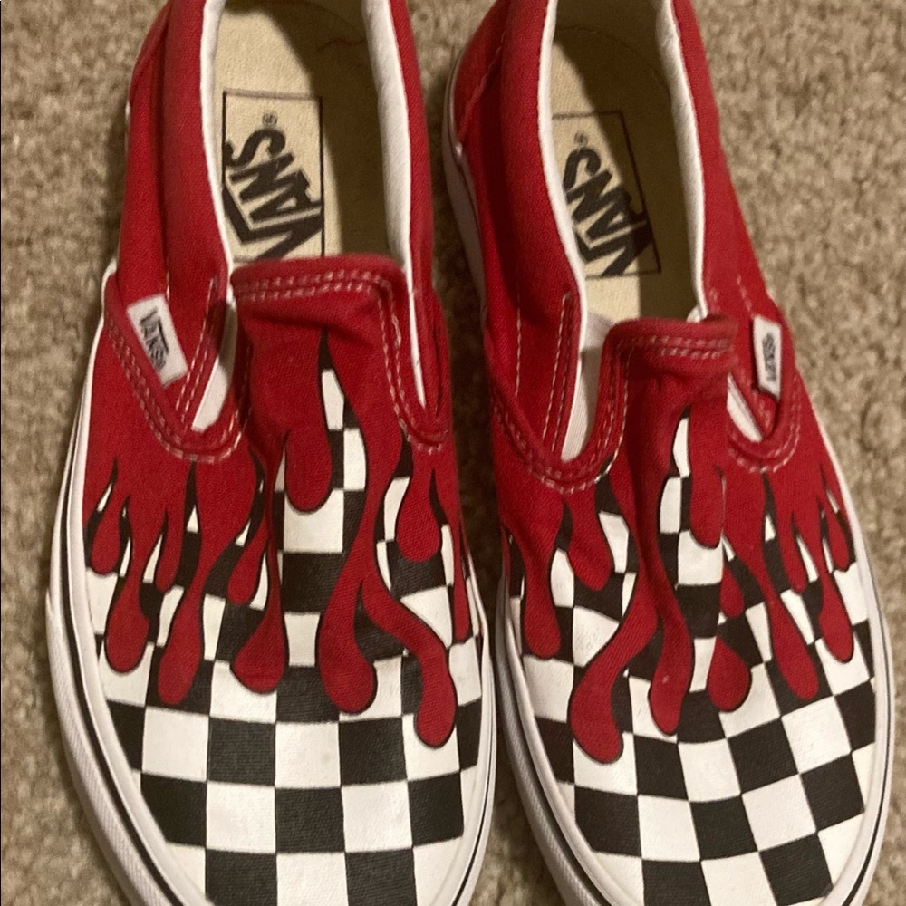 Vans - Picture 7 of 9